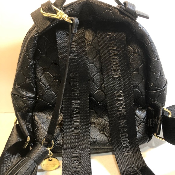 Steve Madden Backpack Purse Bag Black Gold Logo BBlogo Print seatbelt straps - Picture 6 of 15